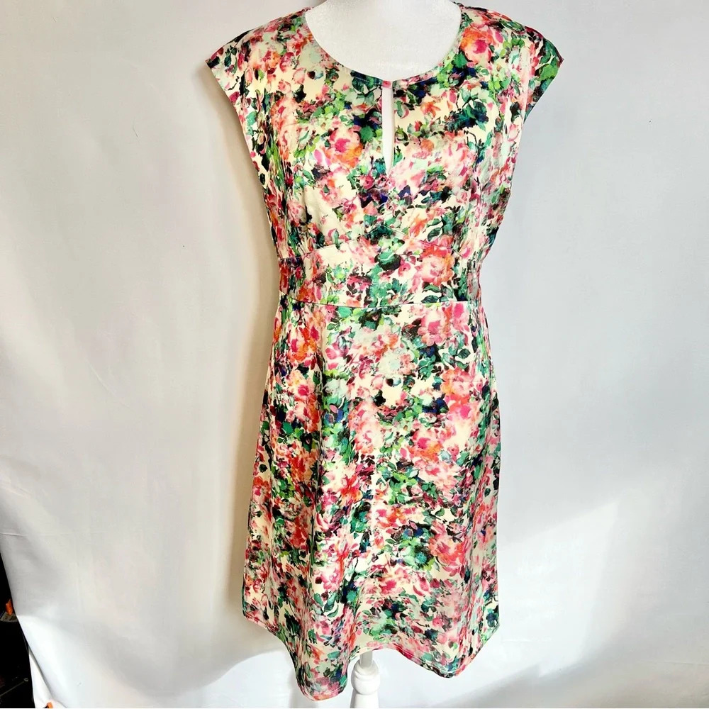 Mismash White Pink Floral Cap Sleeve Formal White Midi Dress Women’s Size Medium